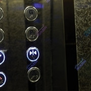خرابی‌های متعدد آسانسور چه دلیلی دارد؟